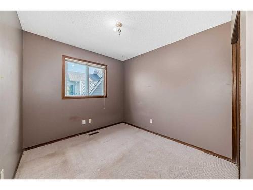 308 Macewan Valley Road Nw, Calgary, AB - Indoor Photo Showing Other Room