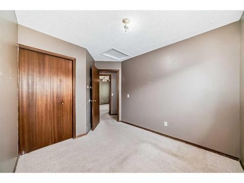 308 Macewan Valley Road Nw, Calgary, AB - Indoor Photo Showing Other Room