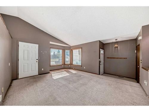 308 Macewan Valley Road Nw, Calgary, AB - Indoor Photo Showing Other Room