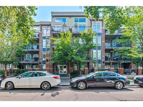 420-323 20Th Avenue, Calgary, AB - Outdoor With Balcony With Facade