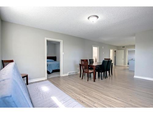 2003 62 Avenue Se, Calgary, AB - Indoor Photo Showing Dining Room