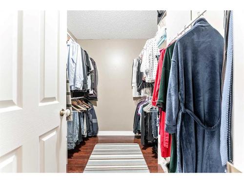 234 Mountain Park Drive Se, Calgary, AB - Indoor With Storage