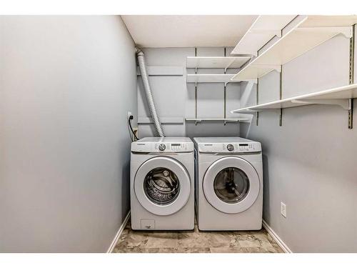 207-3000 Citadel Meadow Point Nw, Calgary, AB - Indoor Photo Showing Laundry Room