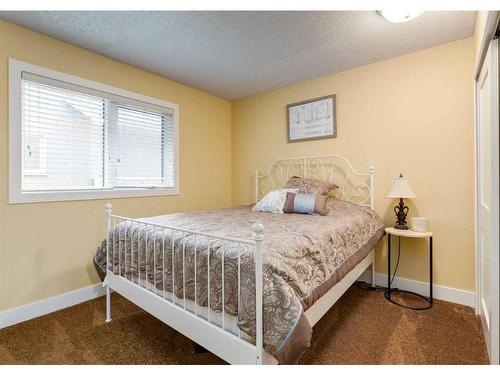 179 Scenic Park Crescent Nw, Calgary, AB - Indoor Photo Showing Bedroom