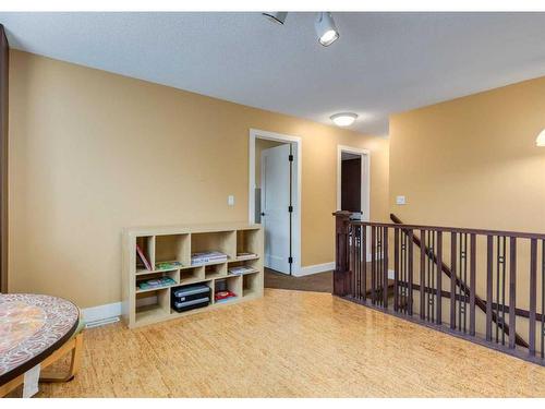 179 Scenic Park Crescent Nw, Calgary, AB - Indoor Photo Showing Other Room