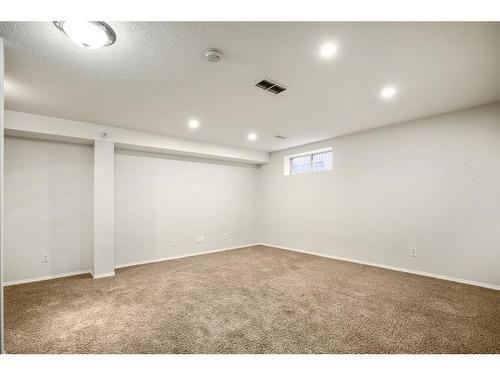 296 Mt Aberdeen Close Se, Calgary, AB - Indoor