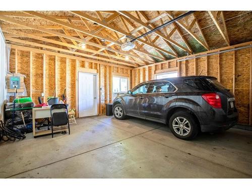 296 Mt Aberdeen Close Se, Calgary, AB - Indoor Photo Showing Garage