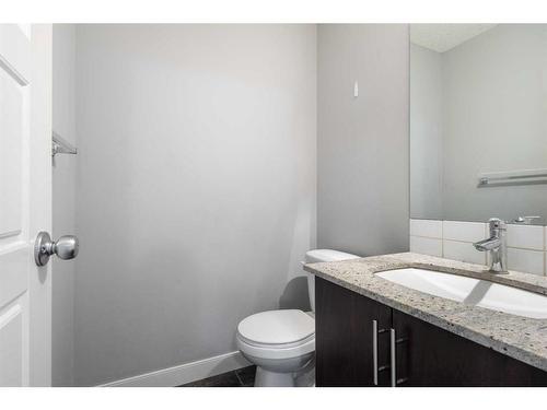 167 Pantego Lane Nw, Calgary, AB - Indoor Photo Showing Bathroom