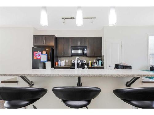 234 Nolanfield Villas Nw, Calgary, AB - Indoor Photo Showing Kitchen