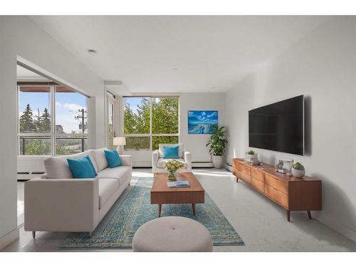 302-805 4 Street Ne, Calgary, AB - Indoor Photo Showing Living Room