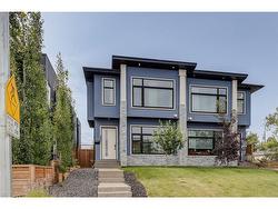 2407 28 Avenue SW Calgary, AB T2T 1L1