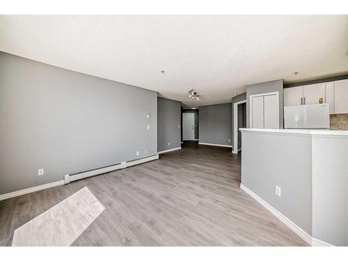 218-3000 Somervale Court Sw, Calgary, AB - Indoor