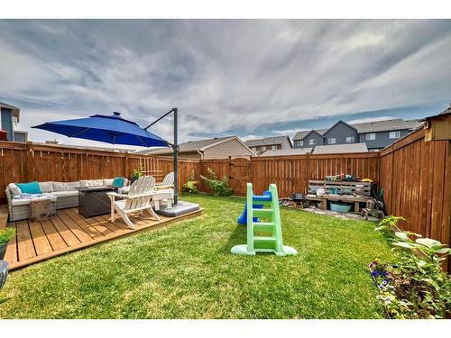 47 Belmont Gardens Sw, Calgary, AB - Outdoor With Deck Patio Veranda With Backyard