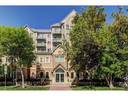 215-1507 Centre A Street NE Calgary, AB T2E 2Z8