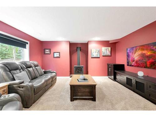 323 Sierra Nevada Place Sw, Calgary, AB - Indoor Photo Showing Living Room