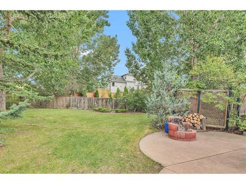 323 Sierra Nevada Place Sw, Calgary, AB - Outdoor With Backyard