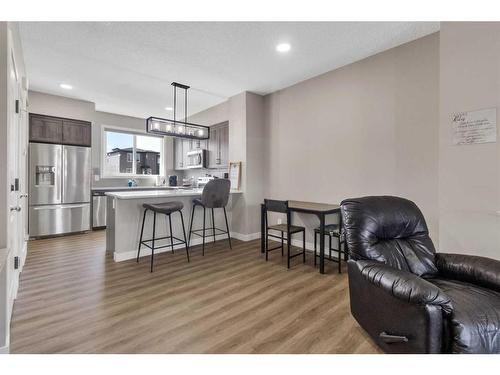 173 Belmont Drive Sw, Calgary, AB - Indoor