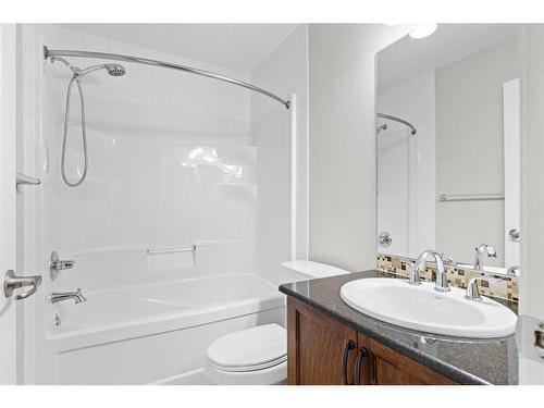 96 Sage Bank Crescent Nw, Calgary, AB - Indoor Photo Showing Bathroom