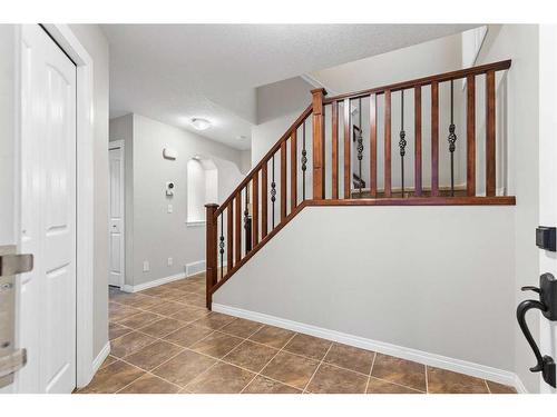 96 Sage Bank Crescent Nw, Calgary, AB - Indoor Photo Showing Other Room