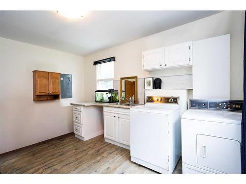 4736 54 Street, Red Deer, AB - Indoor Photo Showing Laundry Room