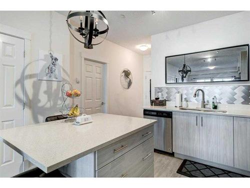 3204-215 Legacy Boulevard Se, Calgary, AB - Indoor Photo Showing Kitchen With Upgraded Kitchen