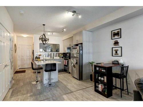 3204-215 Legacy Boulevard Se, Calgary, AB - Indoor Photo Showing Living Room