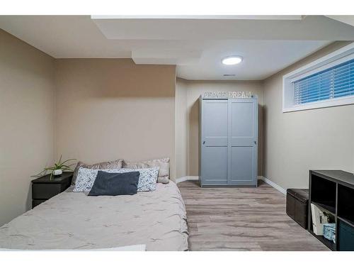 182 Mahogany Passage Se, Calgary, AB - Indoor Photo Showing Bedroom