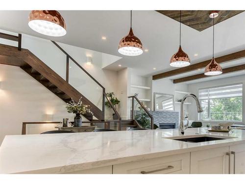 213 12A Street Ne, Calgary, AB - Indoor Photo Showing Kitchen