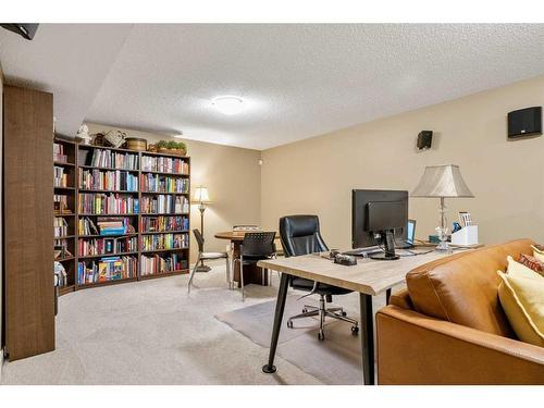 1118 Wentworth View Sw, Calgary, AB - Indoor Photo Showing Office