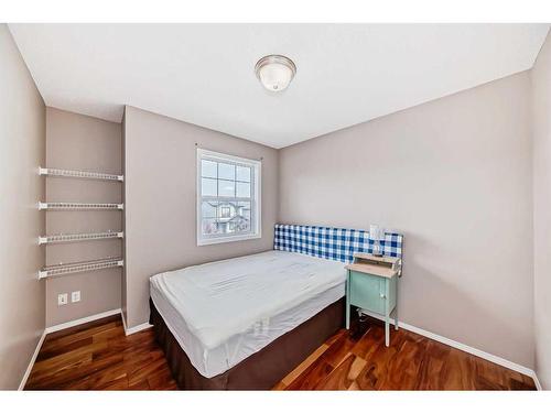 268 Covemeadow Road Ne, Calgary, AB - Indoor Photo Showing Bedroom