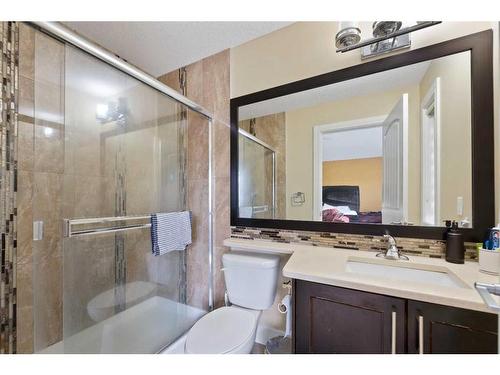 150 Saddlelake Grove Ne, Calgary, AB - Indoor Photo Showing Bathroom