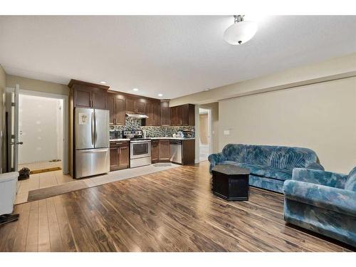 150 Saddlelake Grove Ne, Calgary, AB - Indoor Photo Showing Kitchen