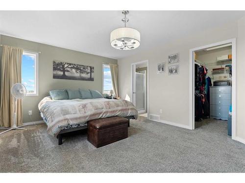 27138 Highway 27 Highway, Rural Mountain View County, AB - Indoor Photo Showing Bedroom