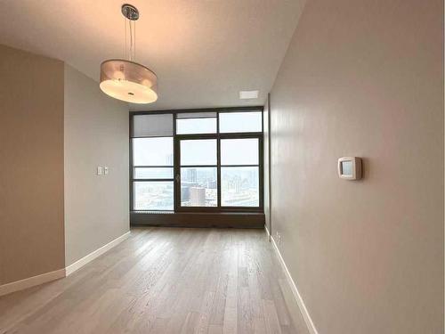 2904-225 11 Avenue Se, Calgary, AB - Indoor Photo Showing Other Room