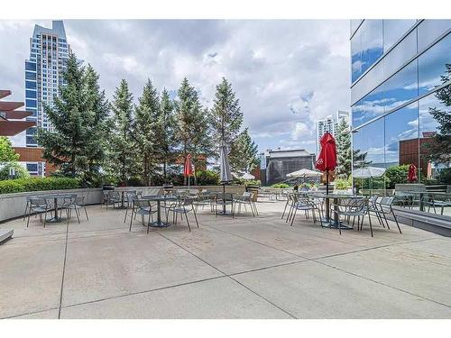 2904-225 11 Avenue Se, Calgary, AB - Outdoor