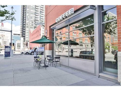 2904-225 11 Avenue Se, Calgary, AB - Outdoor