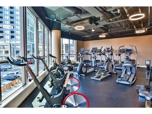 2904-225 11 Avenue Se, Calgary, AB - Indoor Photo Showing Gym Room