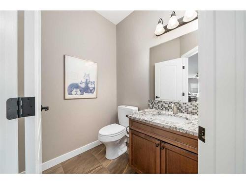 564 Harrison Court, Crossfield, AB - Indoor Photo Showing Bathroom