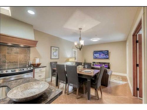 111-191 Kananaskis Way, Canmore, AB - Indoor Photo Showing Dining Room