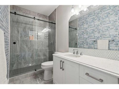 1207 Bayside Drive Sw, Airdrie, AB - Indoor Photo Showing Bathroom