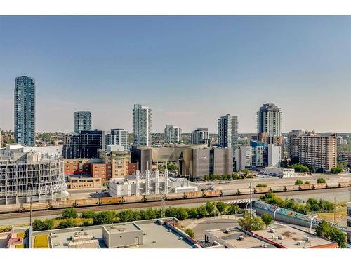 1403-1122 3 Street Se, Calgary, AB - Outdoor With View