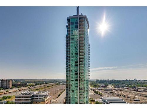 1403-1122 3 Street Se, Calgary, AB - Outdoor With View