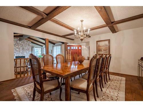 443 Wilderness Drive Se, Calgary, AB - Indoor Photo Showing Dining Room