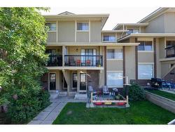 605-2200 Woodview Drive SW Calgary, AB T2W 3N6