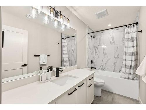 210 Blackstone Road, Balzac, AB - Indoor Photo Showing Bathroom