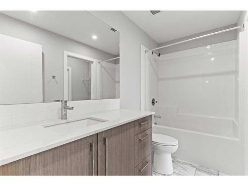 2207-60 Skyview Ranch Road Ne, Calgary, AB - Indoor Photo Showing Bathroom