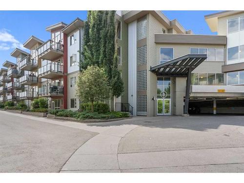 529-4303 1 Street Ne, Calgary, AB - Outdoor With Balcony With Facade