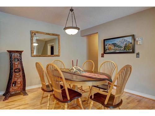 1-137 Stonecreek Road, Canmore, AB - Indoor Photo Showing Dining Room