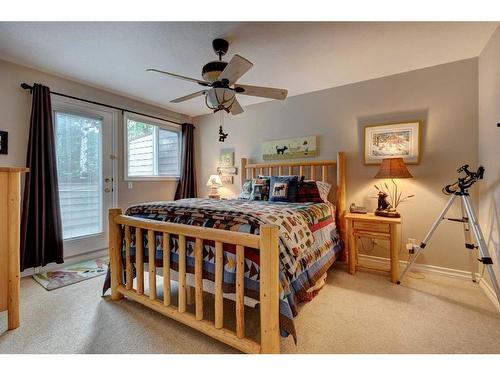 1-137 Stonecreek Road, Canmore, AB - Indoor Photo Showing Bedroom