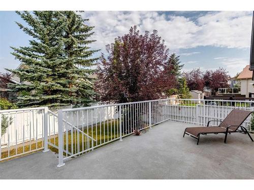 199 Somerglen Road Sw, Calgary, AB - Outdoor